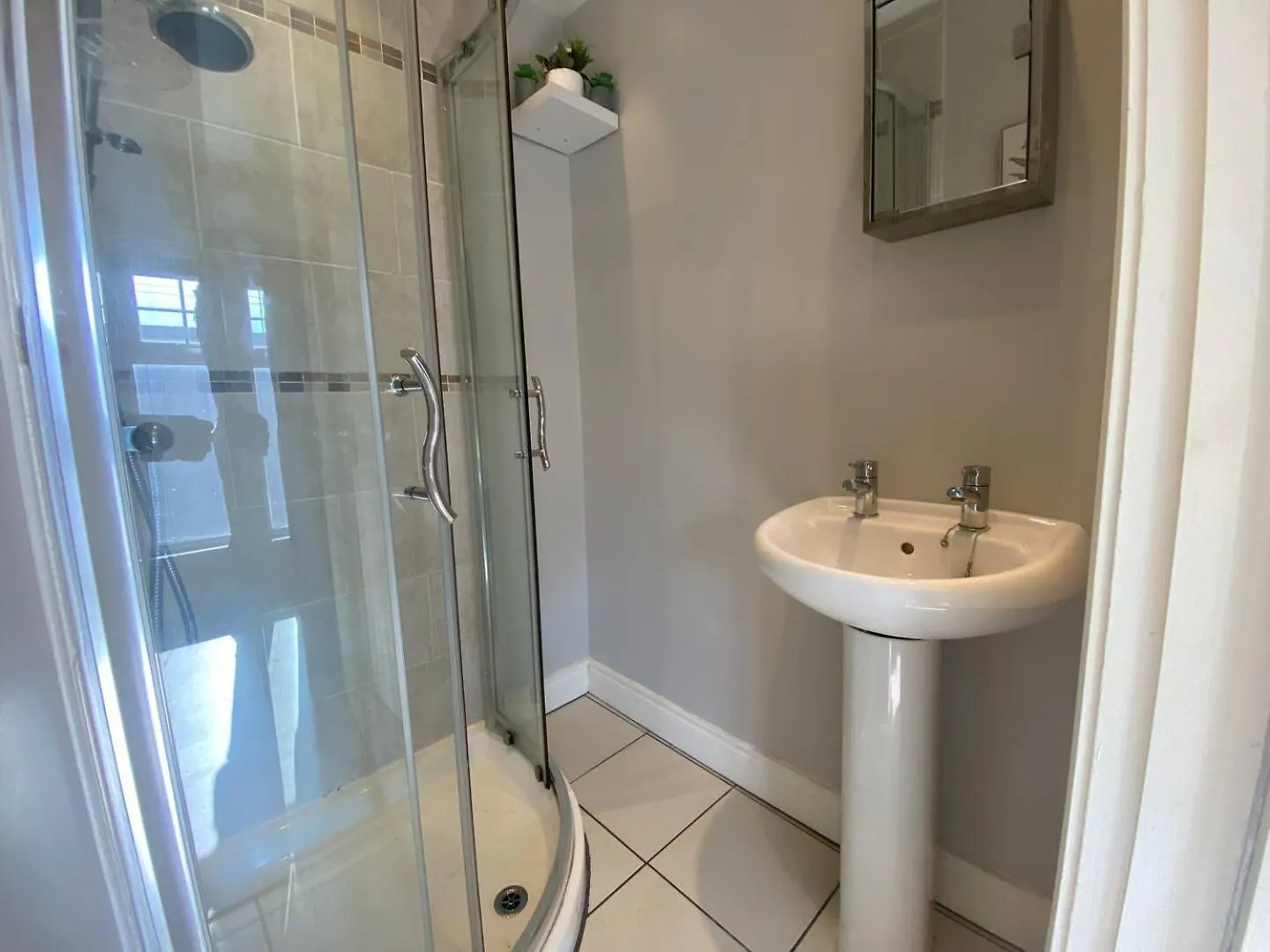 벨파스트 2Br Cozy Duplex 빌라 펜션